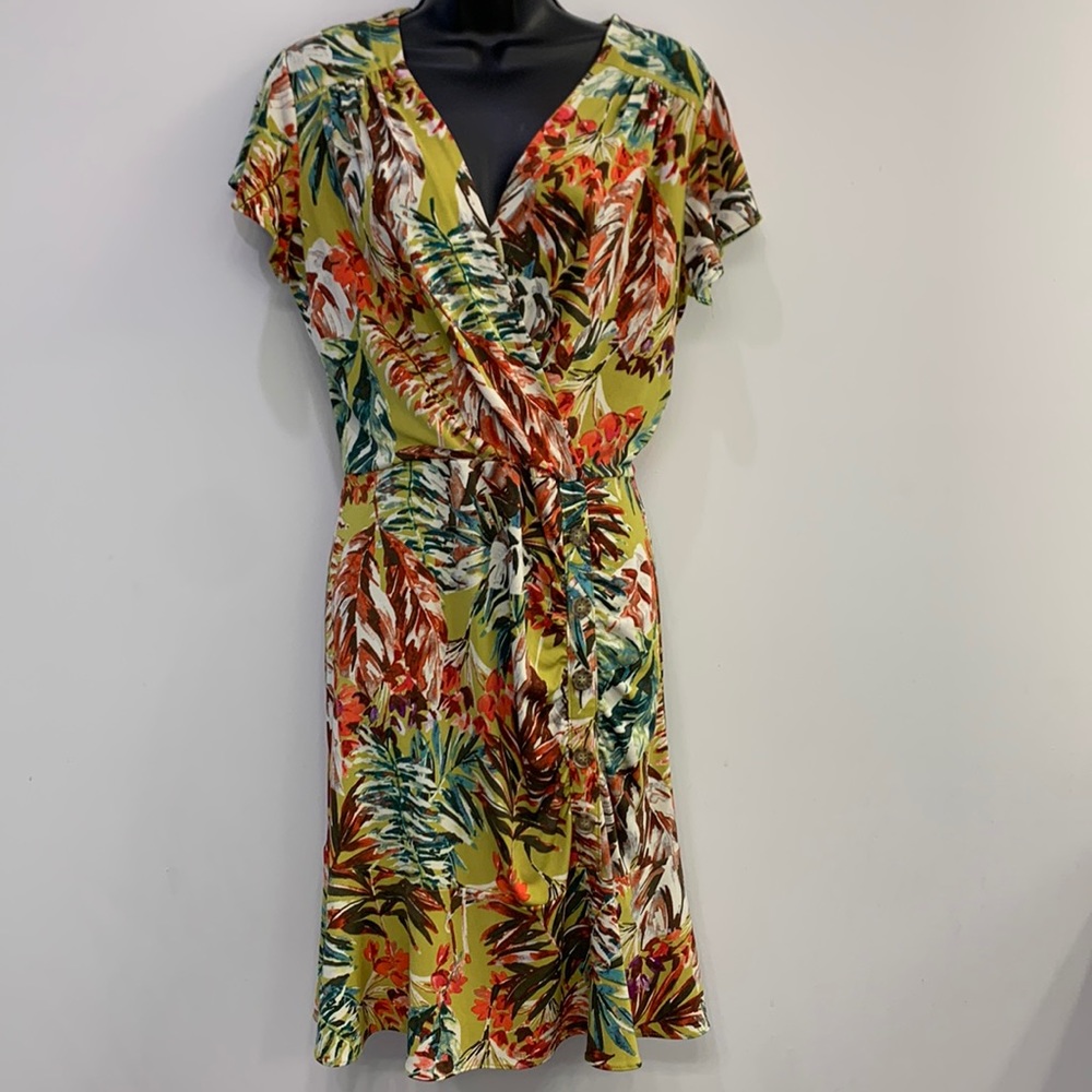 Women’s size small ECI green/multicolored dress.
